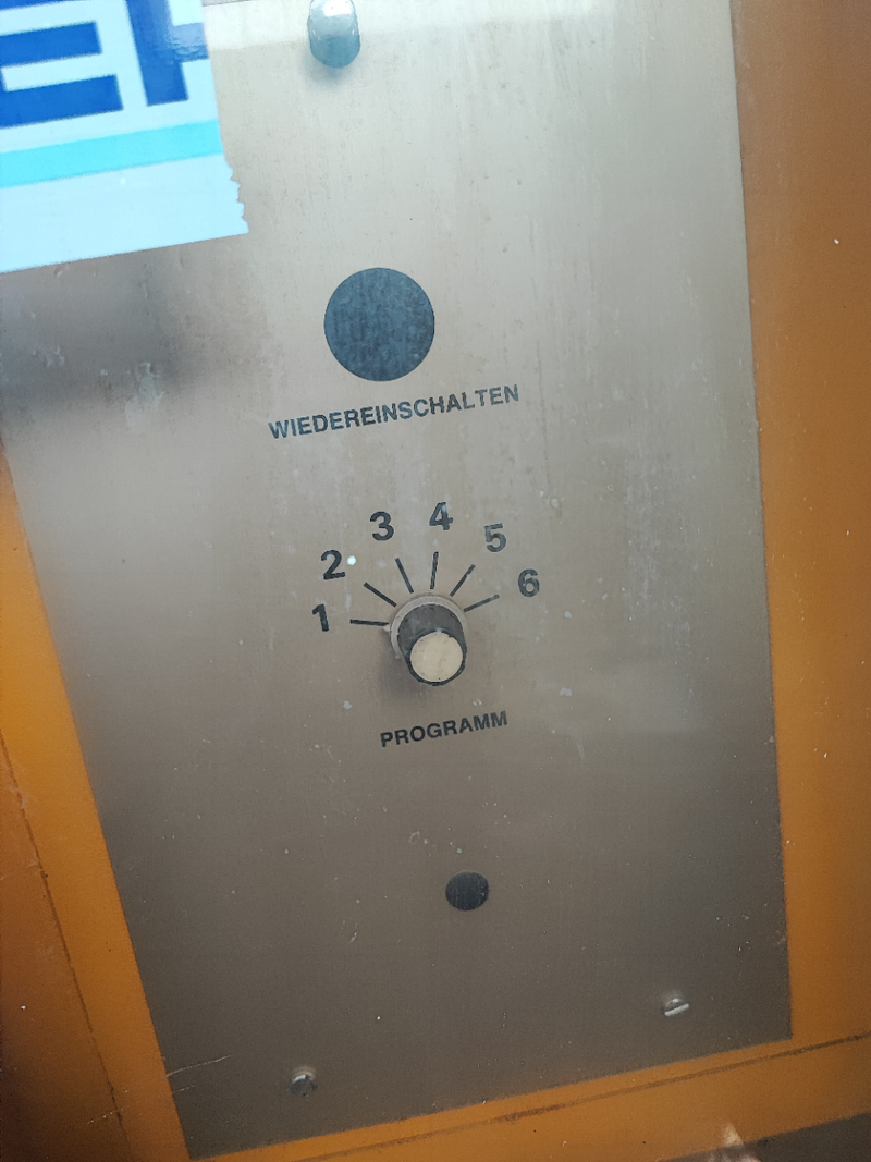 ARO Buckelschweißmaschine mit Rund-/Taktisch