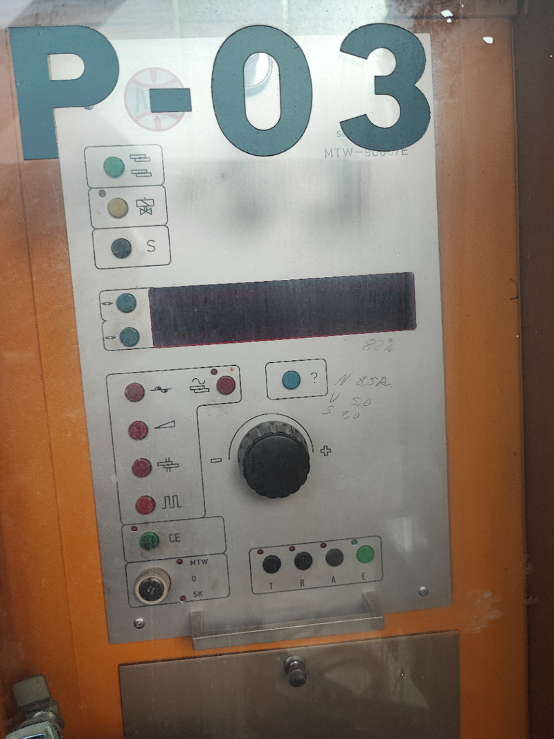 ARO Buckelschweißmaschine mit Rund-/Taktisch