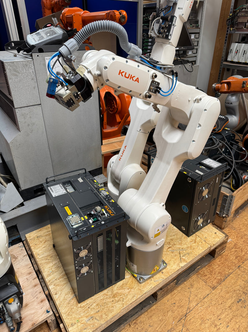Roboter KUKA KR10 R1100-2/SEL KRC4 komplett - neuwertig