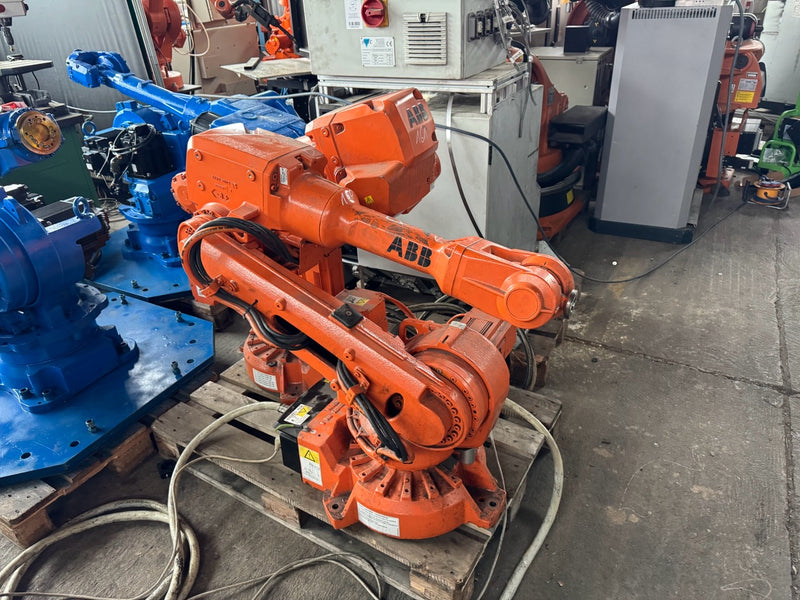 Robot ABB Robotics IRB 2600 20/1.65 IRC5 M2004 , Multimove 12 axes , 2 robots