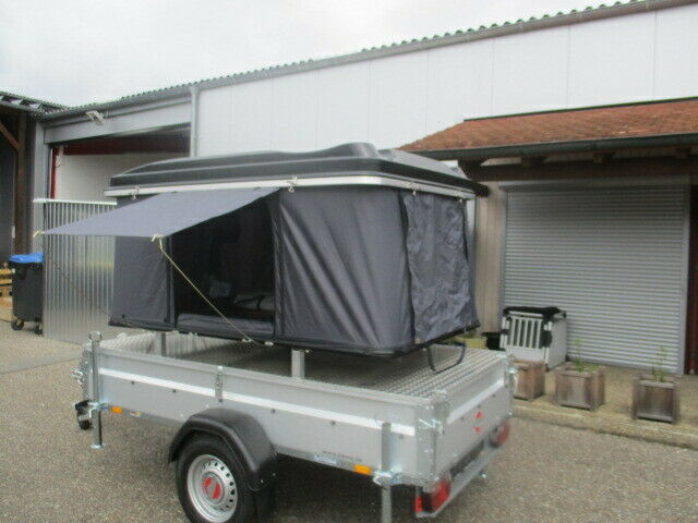 Campinganhänger mit Alu-Deckel und Dachzelt, gebremst NEU