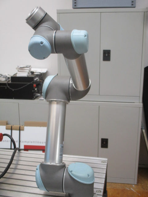 Roboter Universal Robots Cobot UR5 komplett nur ca. 2341 Betriebsstunden