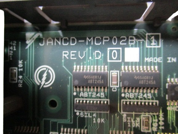 Yaskawa Motoman JANCD-MCP02B mit JANCD-MMM04 Expansion Modul