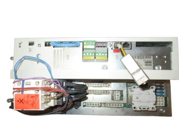 KUKA KPS-600/20 Ser.Nr. 3003 Art.Nr. 00-103-606 Servoregler Lenze Power Modul