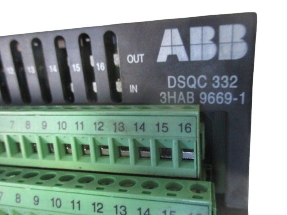 ABB Robotics DSQC 332 Digital I/O Modul 3HAB9669-1