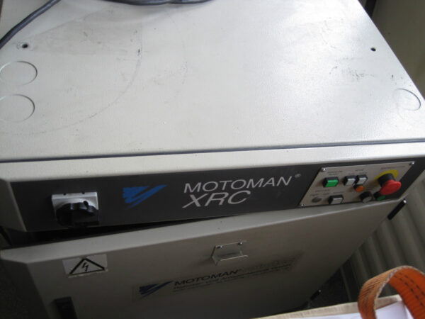 Roboter Yaskawa Motoman YR-SV3-J30 Steuerung: XRC
