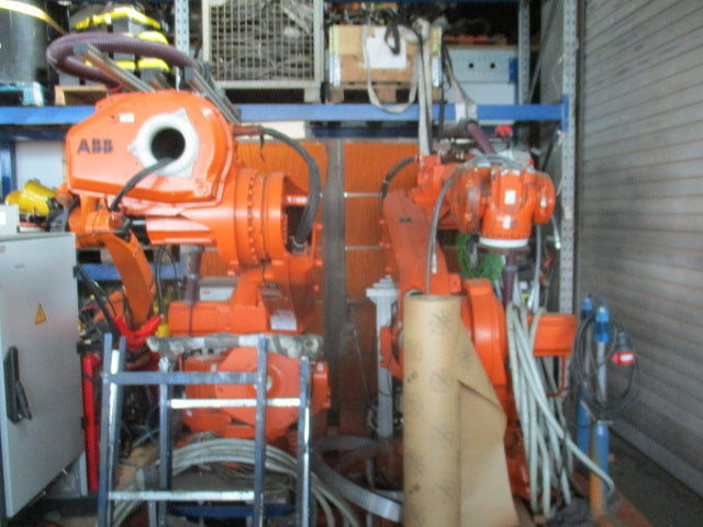 Roboter ABB Robotics IRB 6600 Seriennummer 66-68813/ 66-68814/ 66-68815/ 66-68816