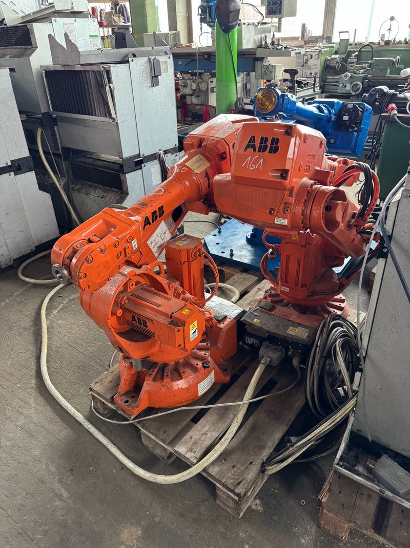 Robot ABB Robotics IRB 2600 20/1.65 IRC5 M2004 , Multimove 12 axes , 2 robots