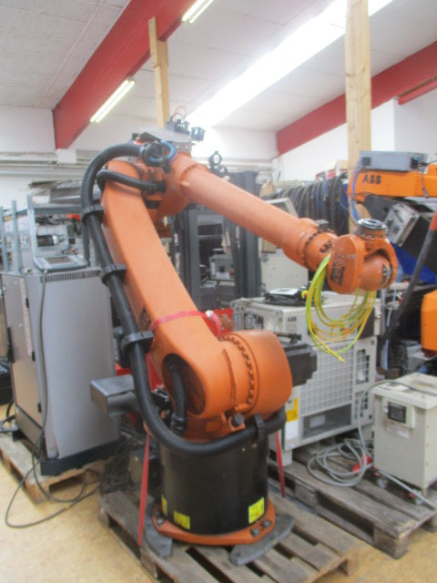 Roboter KUKA KR30L16 KRC2ed05 mit Profibus