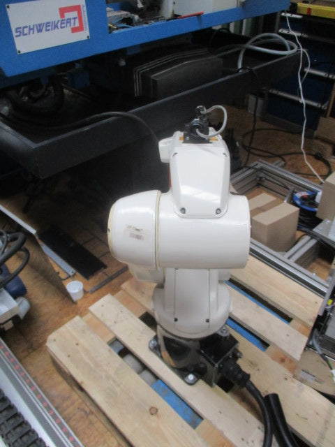 Kuka robot KRC2sr + KCP2 + KR5 sixx R850