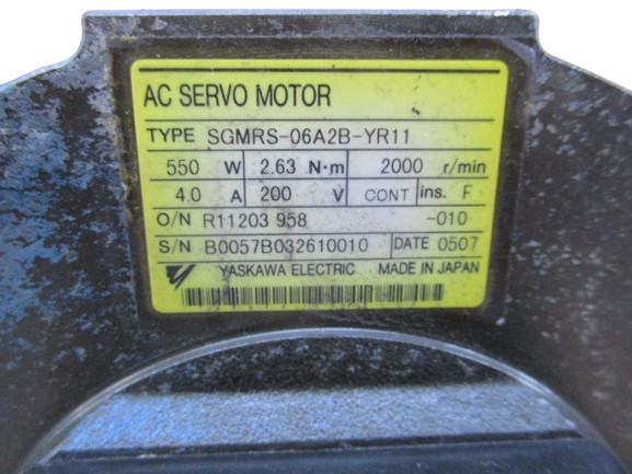 Yaskawa Motoman AC Servomotor Type SGMRS-06A2B-YR11