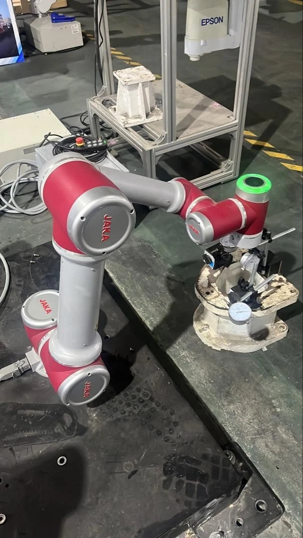 Robot Cobot JAKA ZU 7, CAB 12, year 2021 complete