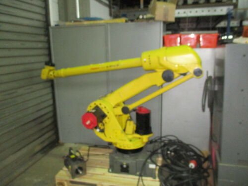 Roboter Fanuc S-500iB , R-J3iB mit 7.Achse/Motor